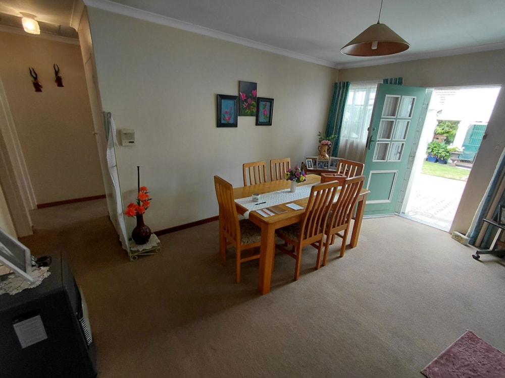 Apartment for sale in Die Hoewes - CN1727514 Apartment for sale in Die Hoewes - CN1727514