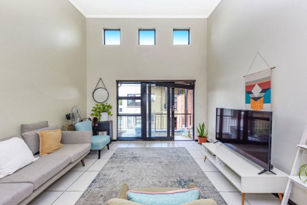 Apartment for sale in Douglasdale - FW1725951