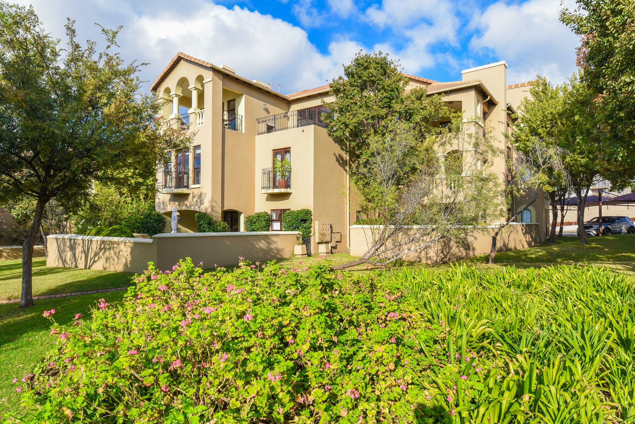 Apartment for sale in Fourways - FW1726574