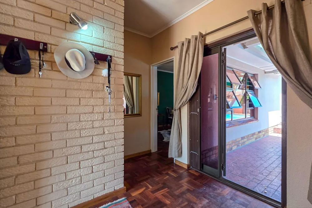 House sold in Milnerton - 1TV1728127