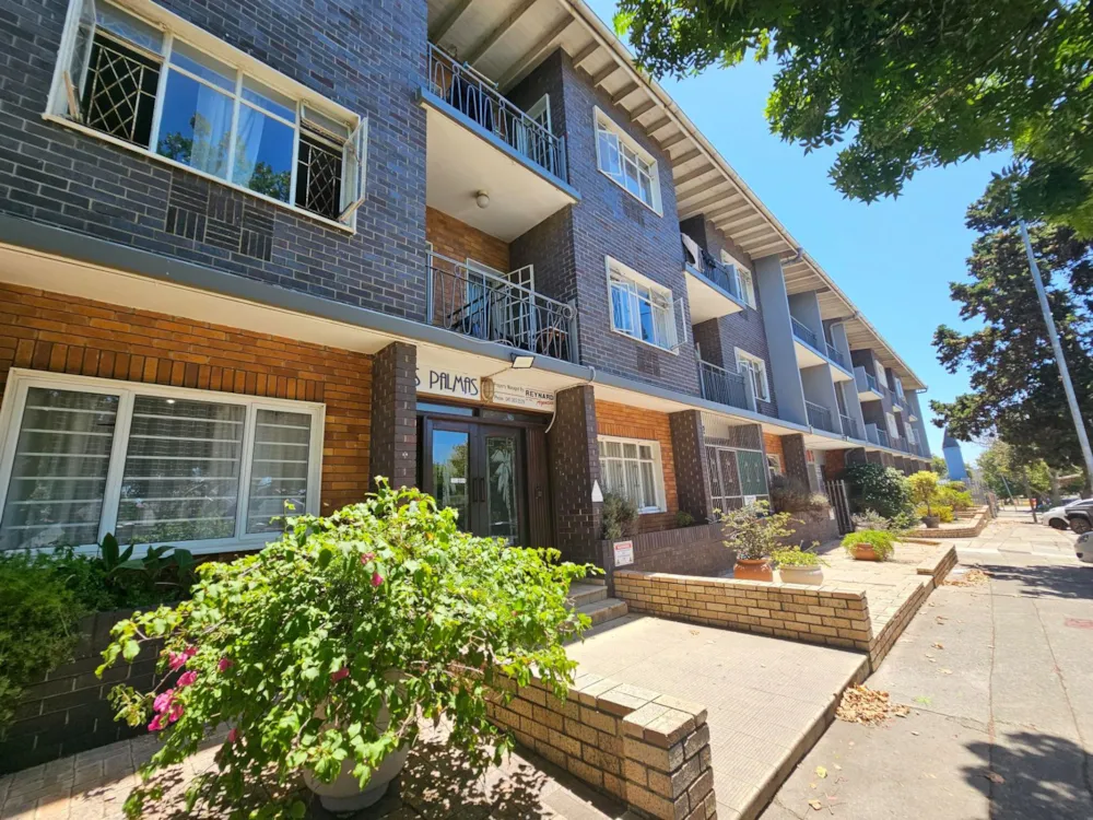 Apartment sold in Richmond Hill - 1PLZ1726721