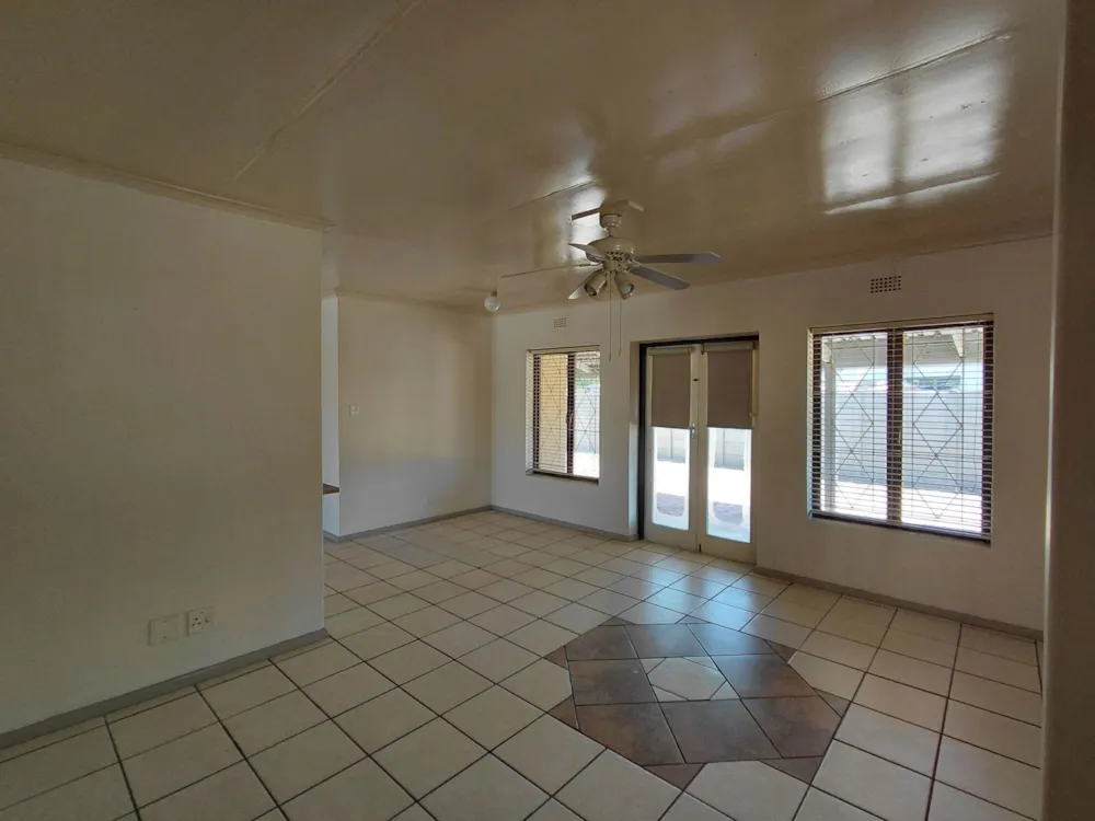 Double-storey house for sale in Heidelberg, Garden Route - 1SR1702441