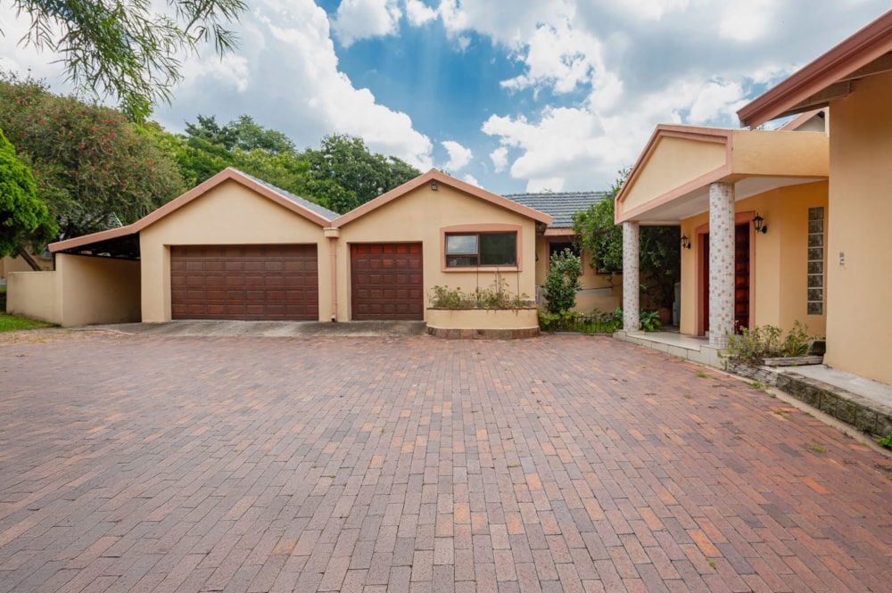 House for sale in Bryanston - HP1722301
