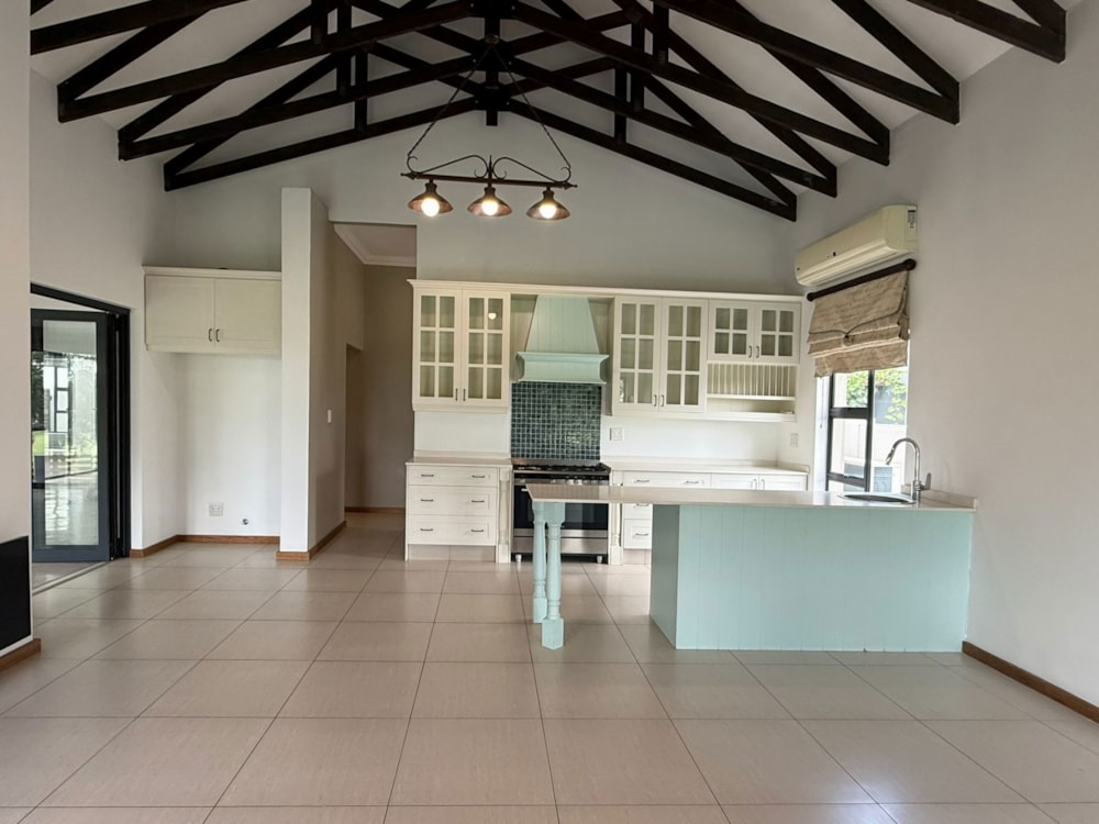 House to rent in Copperleaf - 1CU1727006