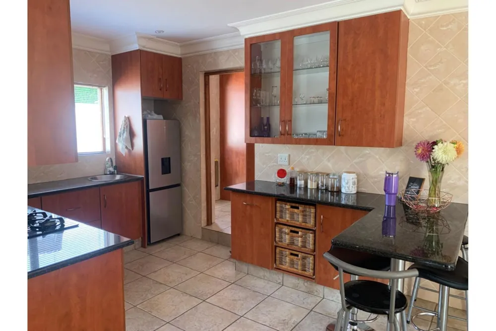 Double-storey house sold in Thornhill Estate - BED1724599 Double-storey house sold in Thornhill Estate - BED1724599