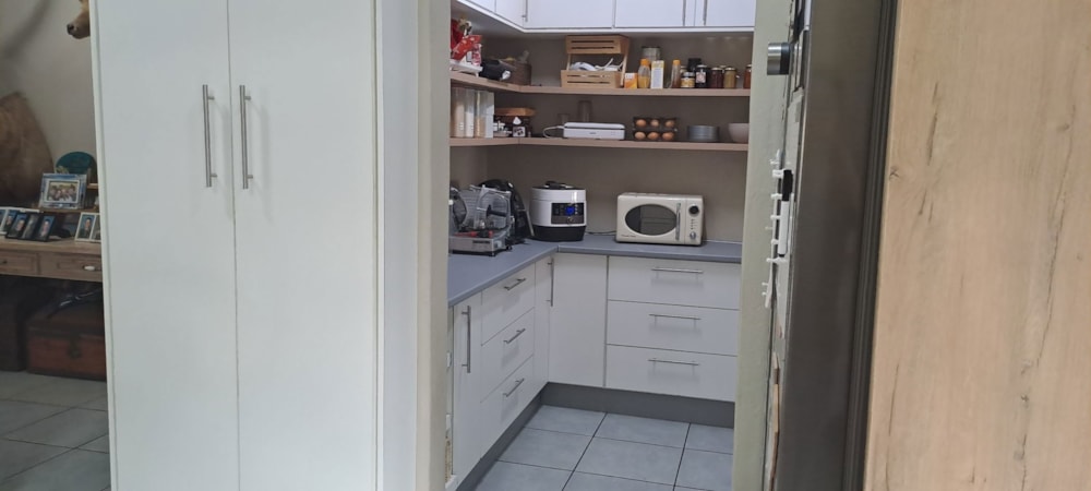 House for sale in Kanonkop, Middelburg, Mpumalanga - 1MD1728858