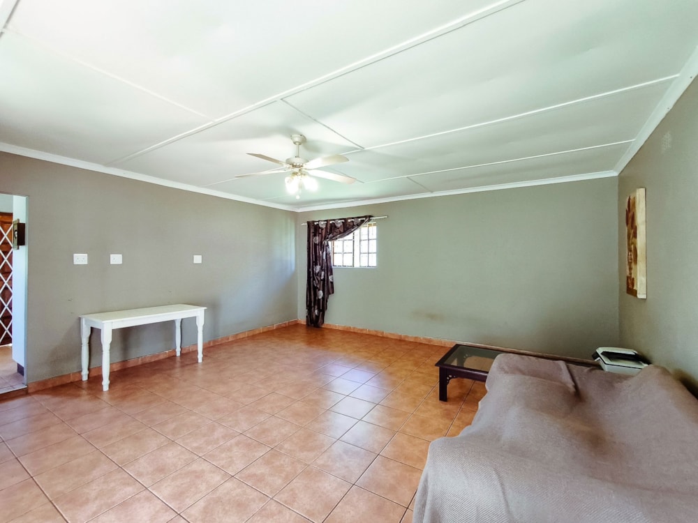 Cottage to rent in Waterfall, Upper Highway - 1KF1729427