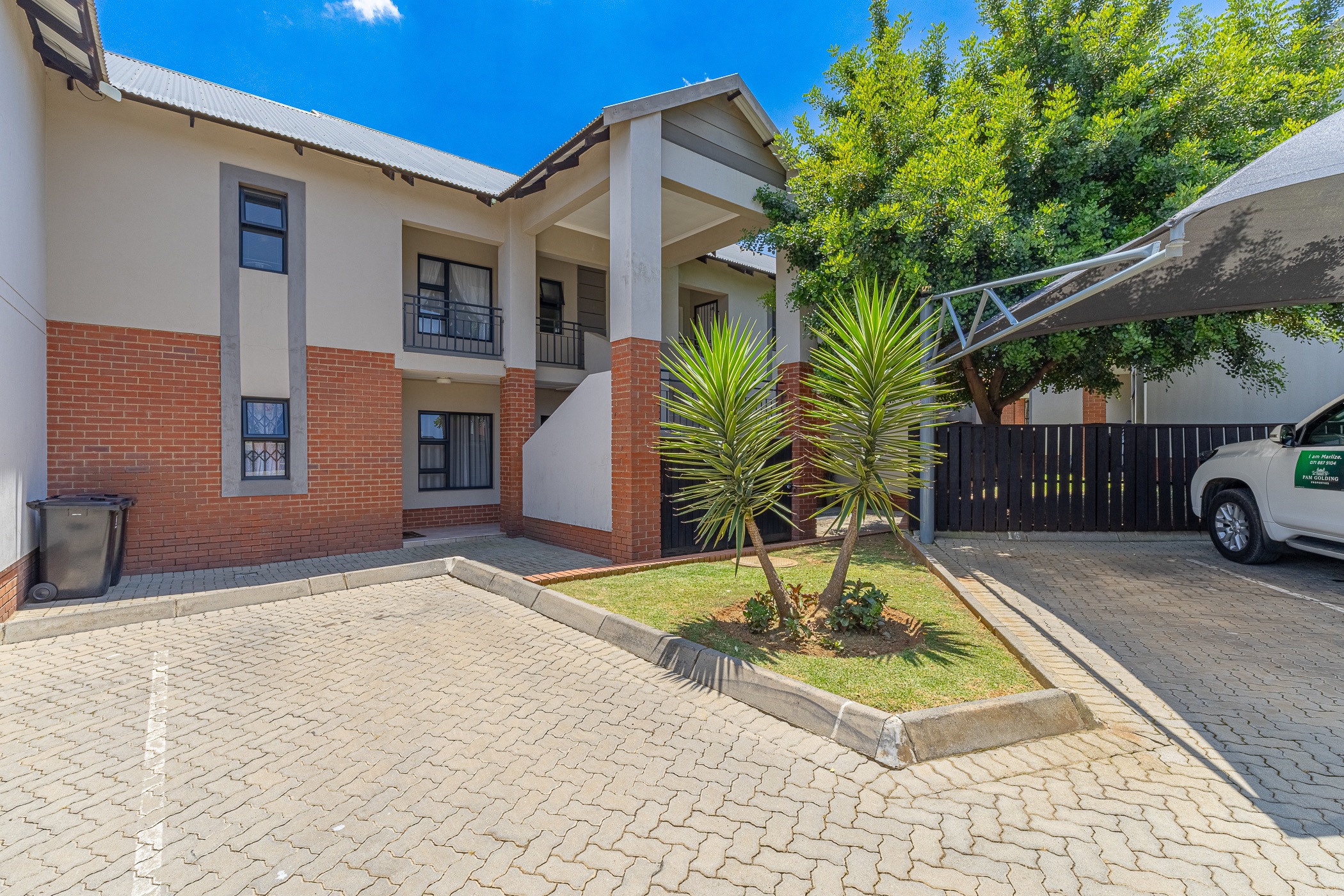 Security complex home for sale in Goedeburg - EN1729464