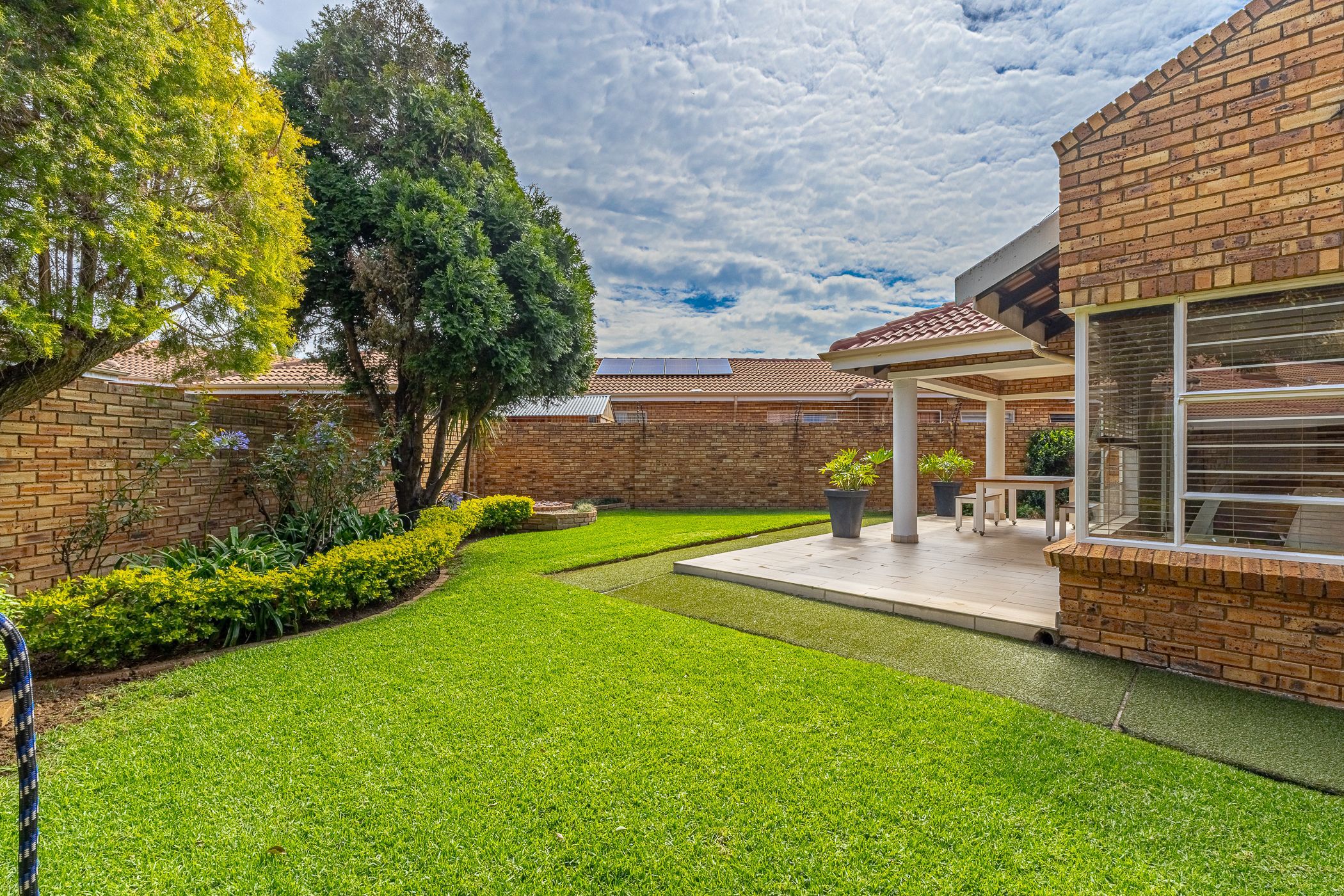 House for sale in Farrarmere - EN1730467