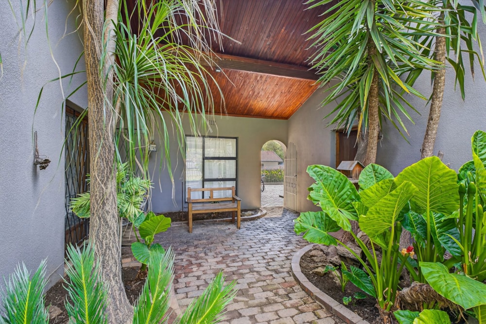 House for sale in Farrarmere - EN1730344