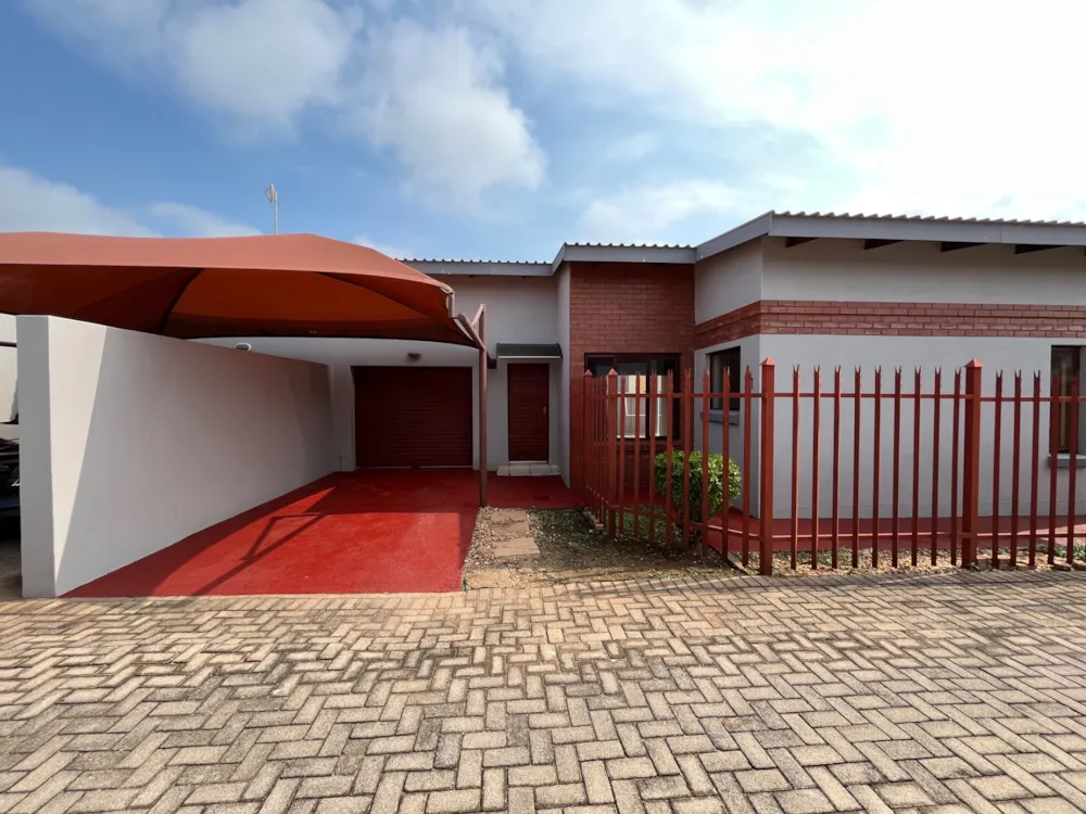 Townhouse let in Bendor Park - 1PS1731860