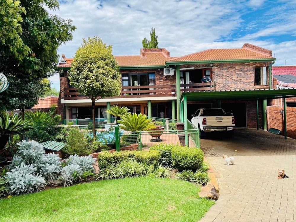 House for sale in Bayswater - 1BX1731014 House for sale in Bayswater - 1BX1731014