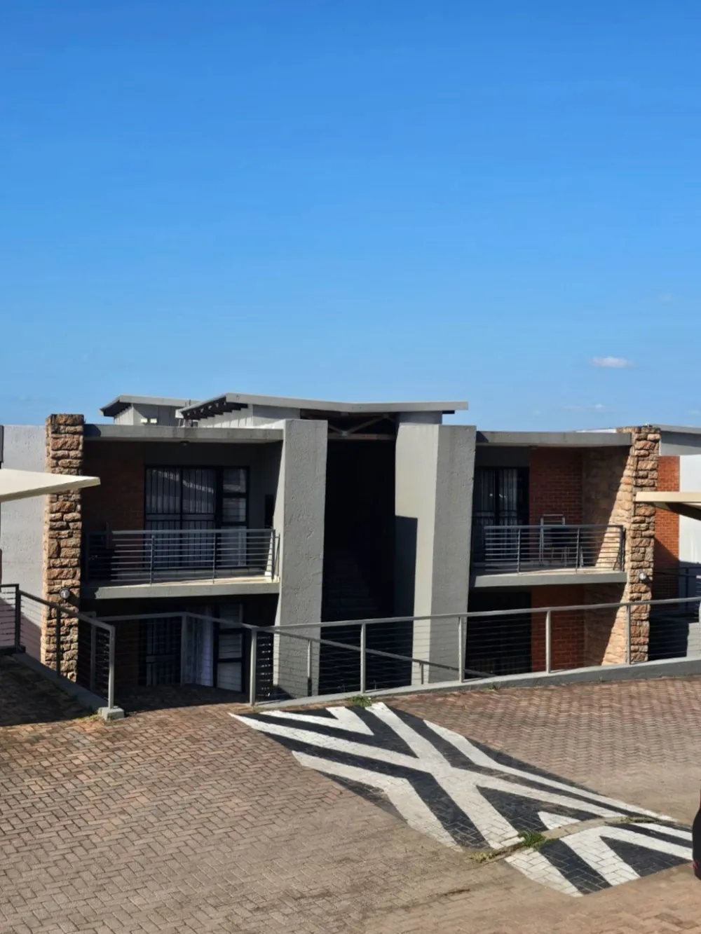 Apartment for sale in Nelspruit (Mbombela) - 1NS1729535 Apartment for sale in Nelspruit (Mbombela) - 1NS1729535