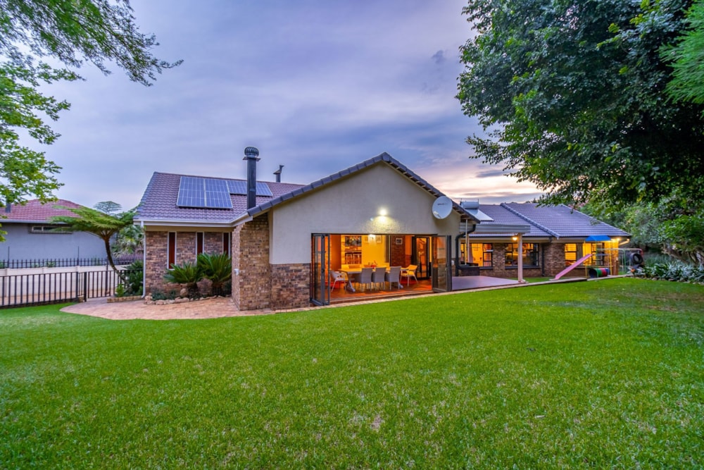 House for sale in Noordheuwel - 1KR1731383 House for sale in Noordheuwel - 1KR1731383