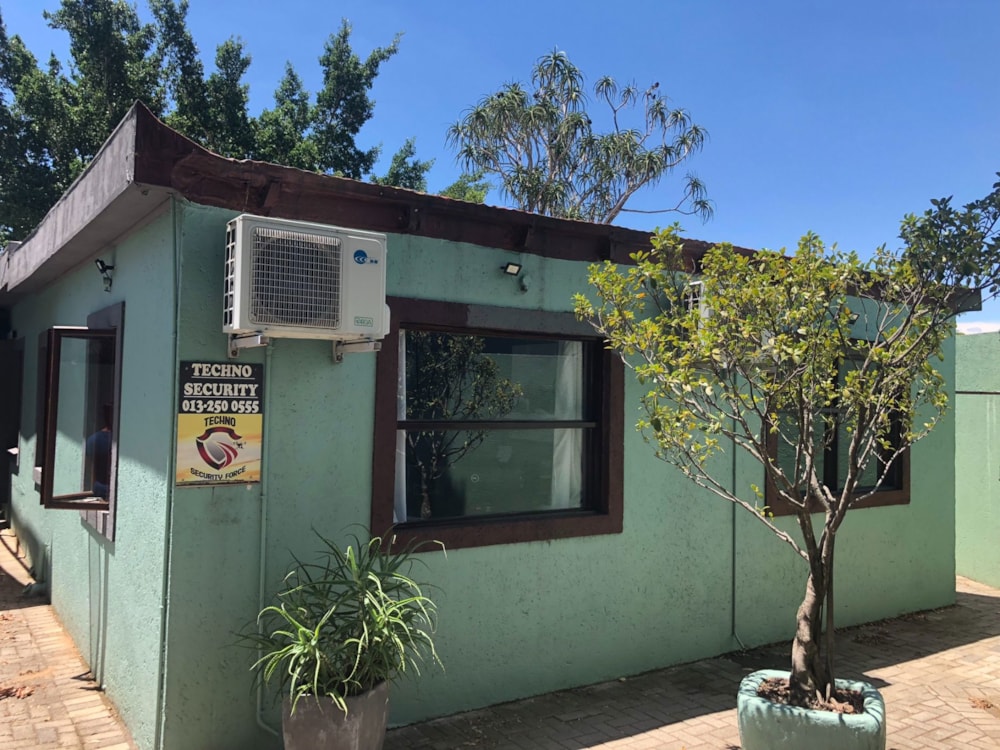 Multi-storey house for sale in West Acres Ext 2 - 1NS1689863 Multi-storey house for sale in West Acres Ext 2 - 1NS1689863