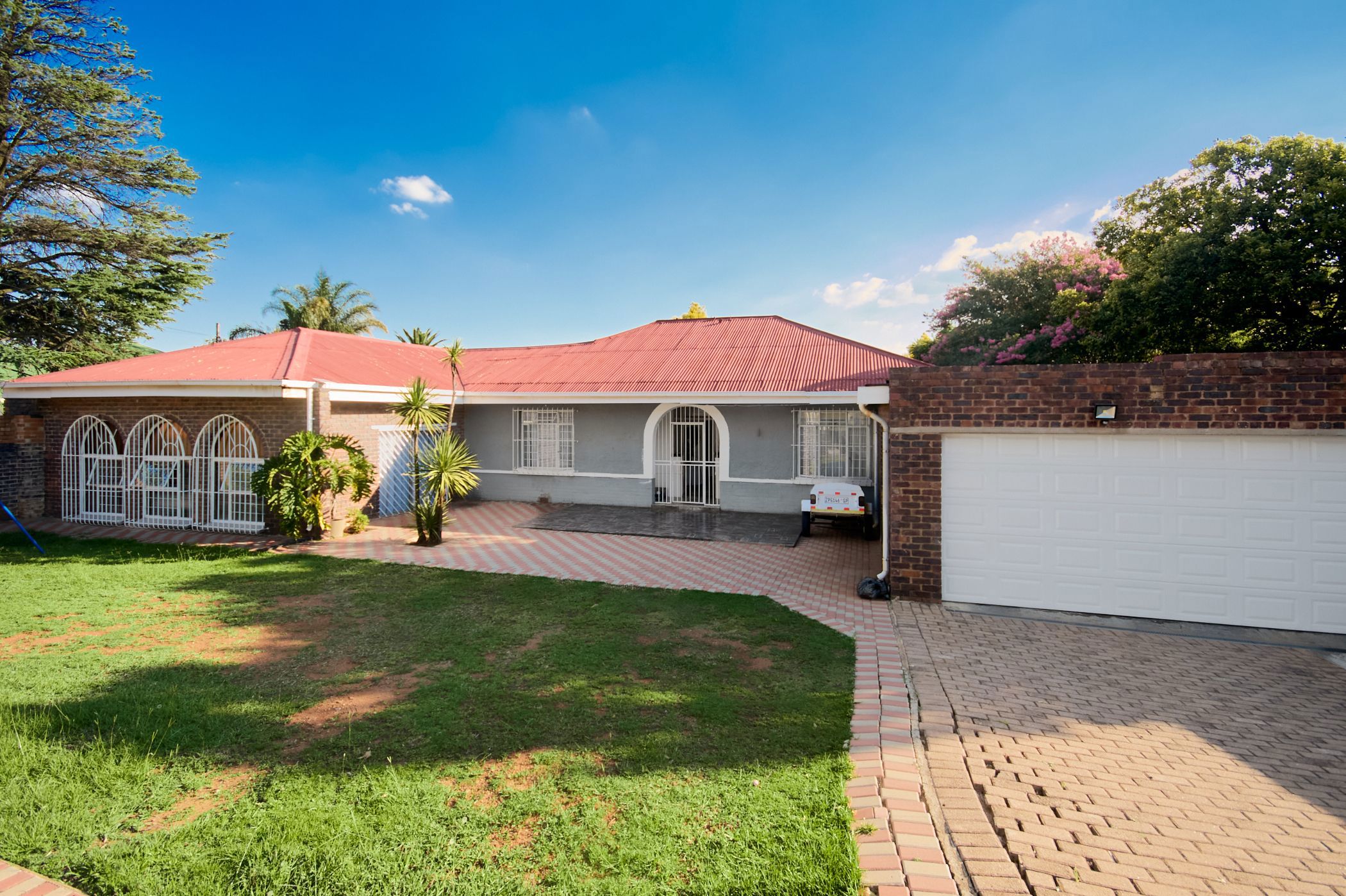 House for sale in Florida, Roodepoort - RAN1729022