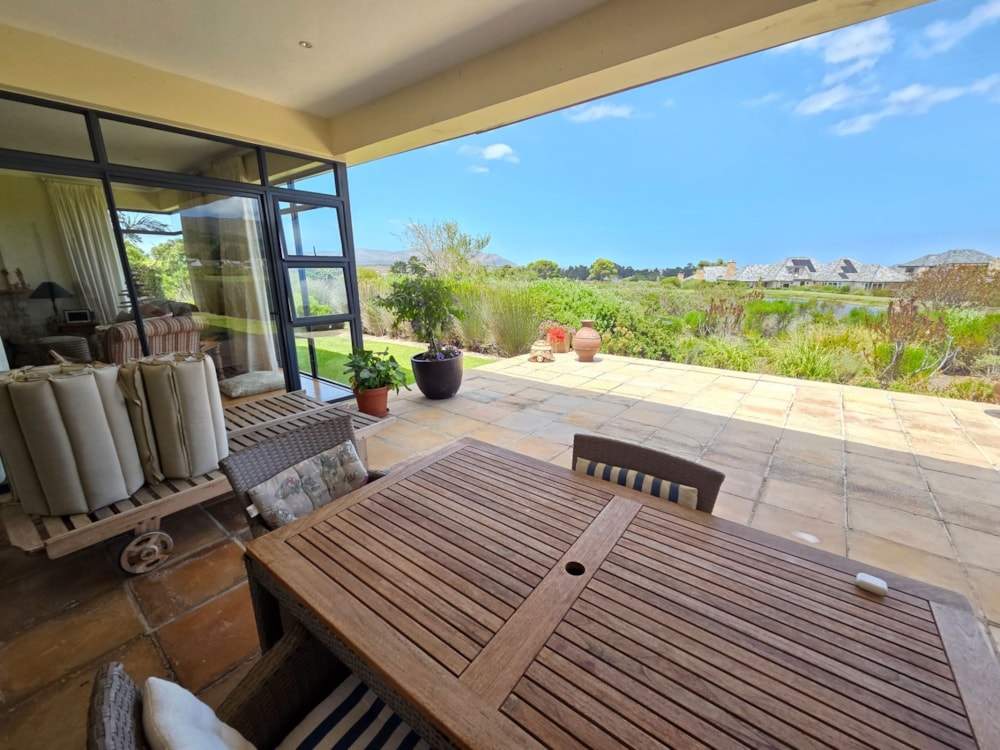 Double-storey house to rent in Arabella Country Estate - ONL1687052