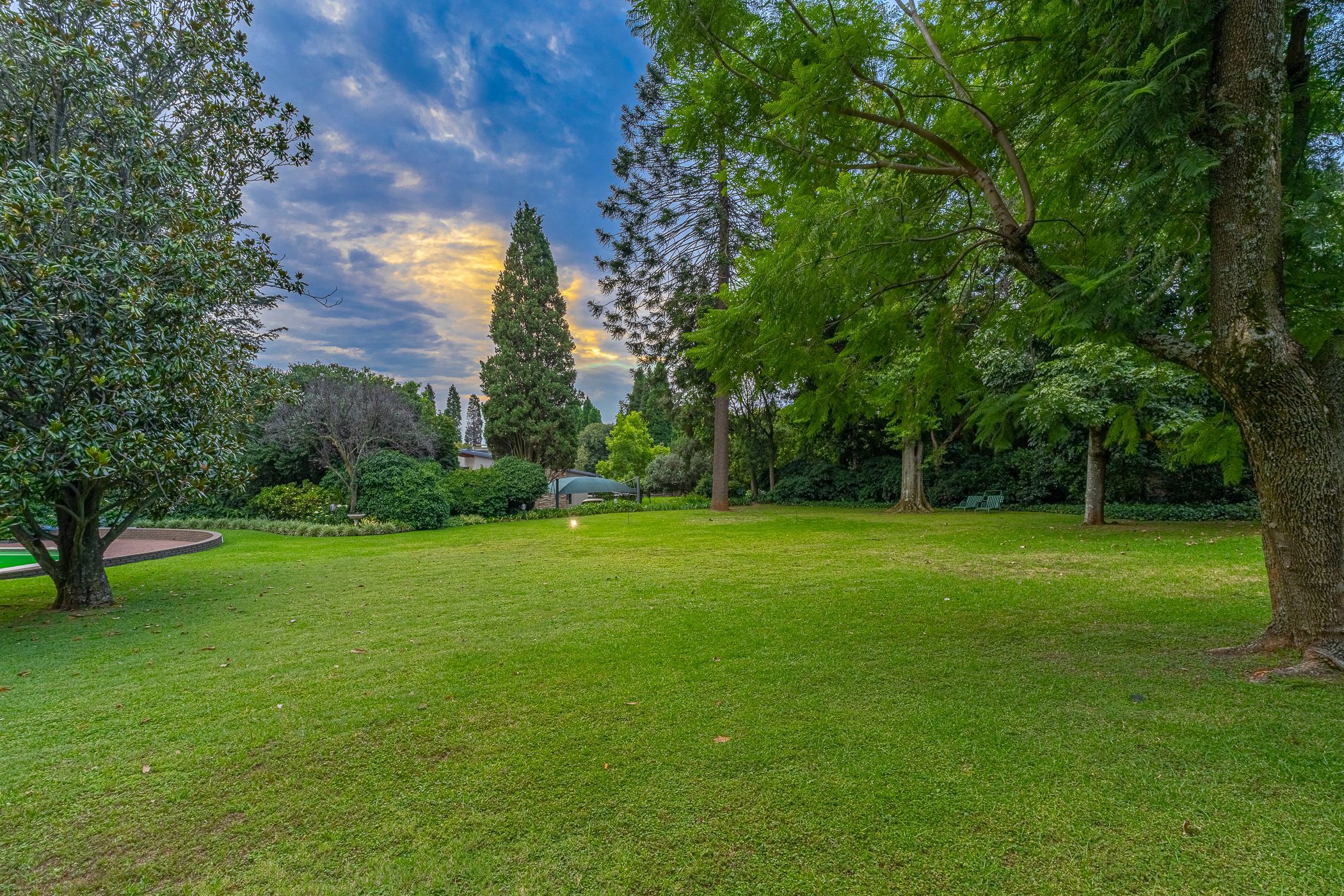 Security estate home for sale in Hyde Park, Sandton - HP1730981