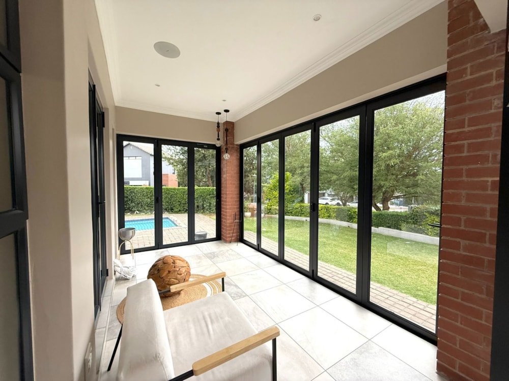 House for sale in Copperleaf - 1CU1728868 House for sale in Copperleaf - 1CU1728868