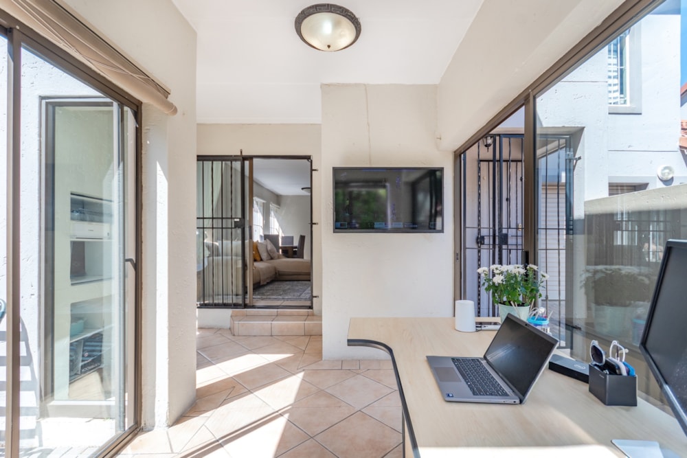 Townhouse for sale in Northgate, Randburg - RAN1729840