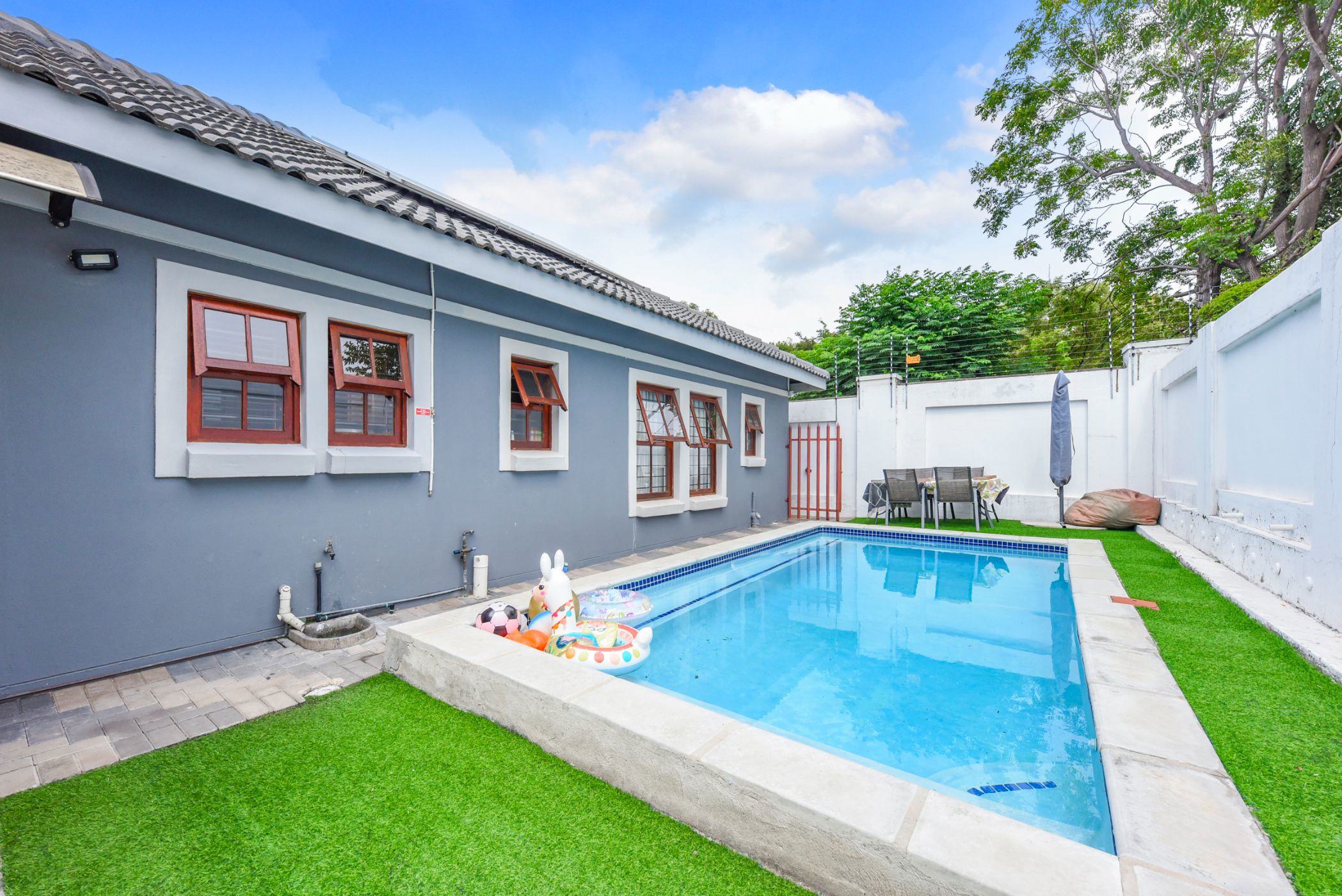 House for sale in Broadacres - FW1730904