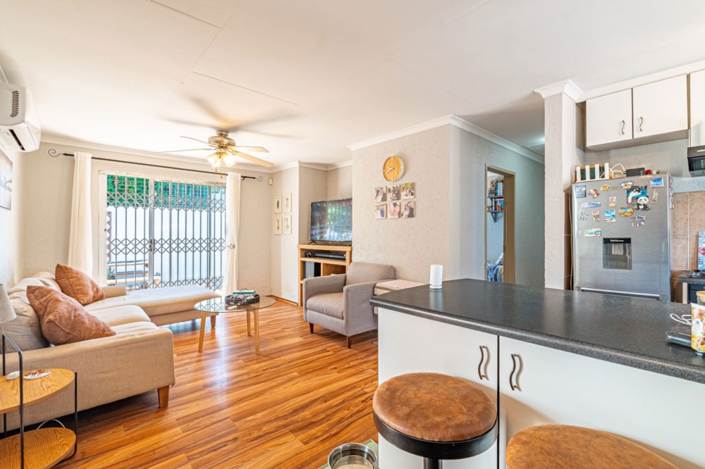 Townhouse for sale in Sunninghill - FW1729541