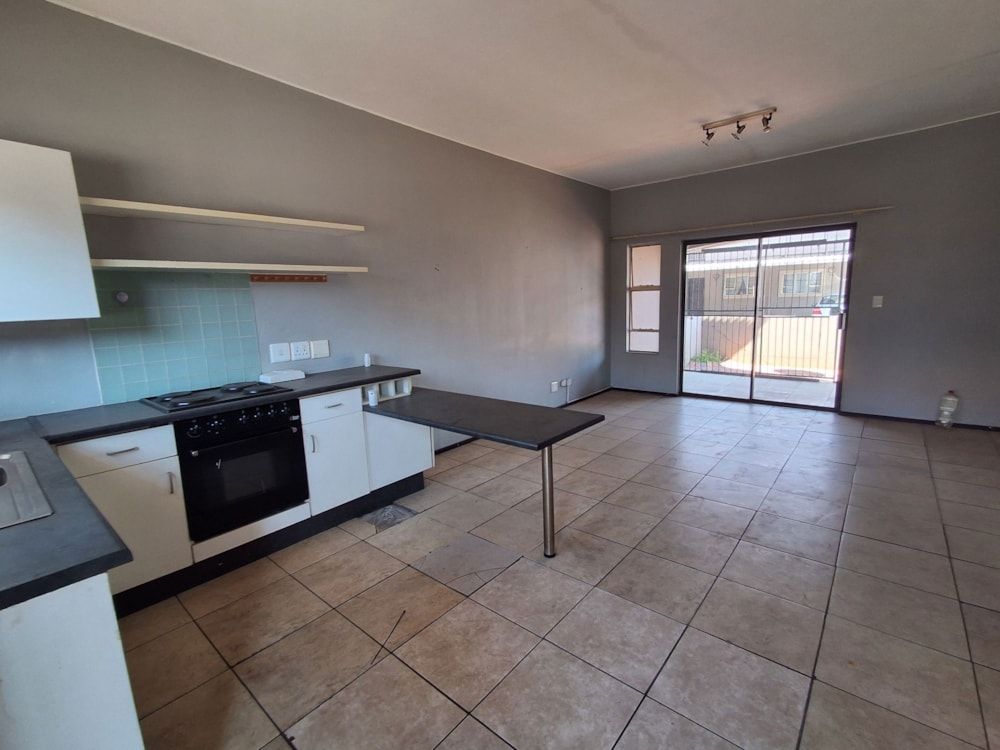 Townhouse for sale in Brenthurst - 1BJ1729100