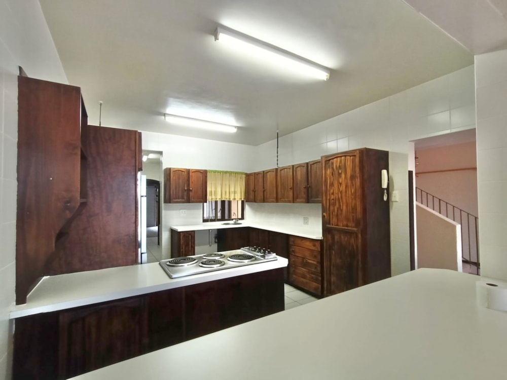 Townhouse to rent in Pentagon Park - 1BX1730680 Townhouse to rent in Pentagon Park - 1BX1730680