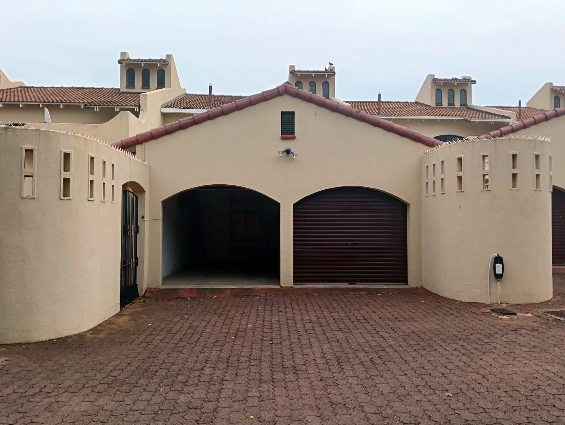 Townhouse to rent in Pentagon Park - 1BX1730680