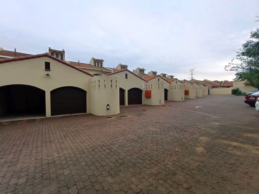 Townhouse to rent in Pentagon Park - 1BX1730680 Townhouse to rent in Pentagon Park - 1BX1730680