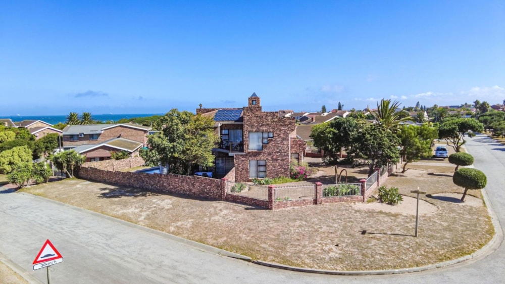 House for sale in Bluewater Bay, Port Elizabeth, Gqeberha - 1PLZ1728675