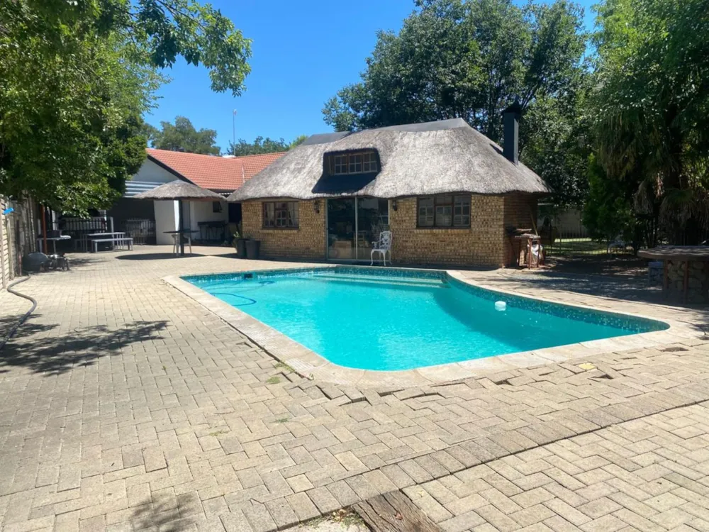 House for sale in Noordhoek, Bloemfontein - 1BX1728926 House for sale in Noordhoek, Bloemfontein - 1BX1728926