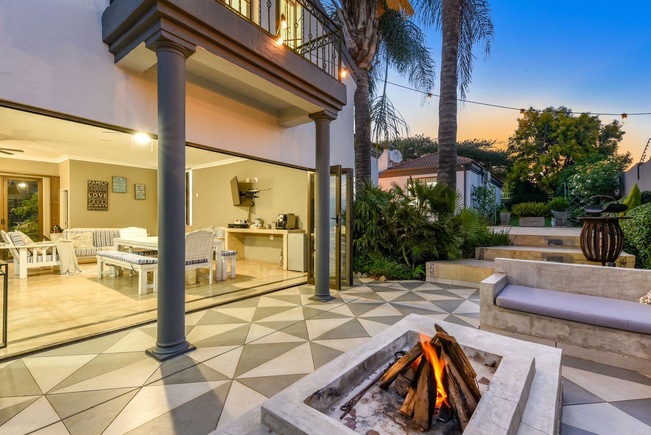 House for sale in Lonehill - FW1729220