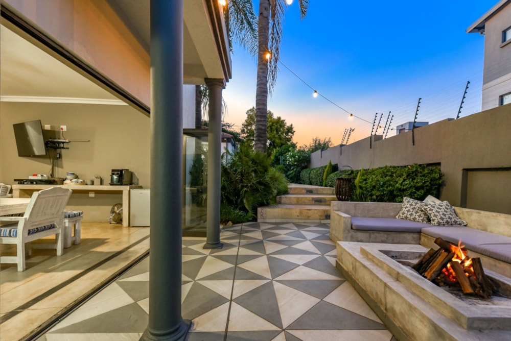 House for sale in Lonehill - FW1729220