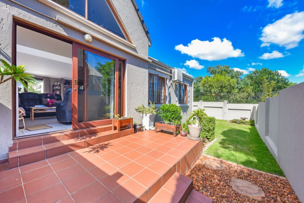 House for sale in Sunninghill Gardens - FW1729698 House for sale in Sunninghill Gardens - FW1729698