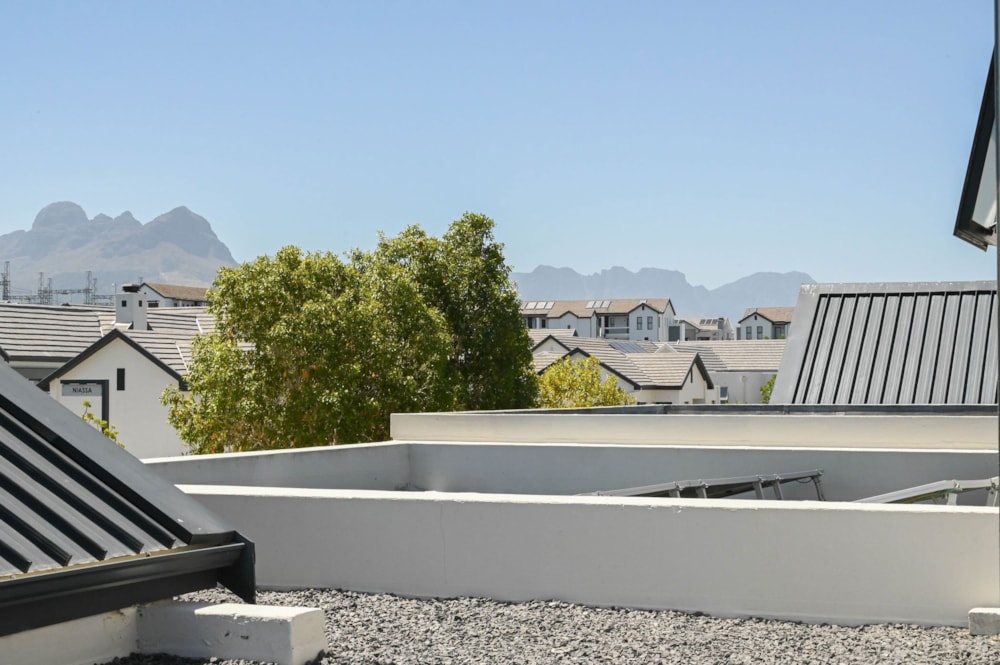 House for sale in Sitari Country Estate - SW1737811