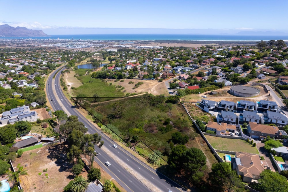 Residential vacant land for sale in Somerset West - SW1729924