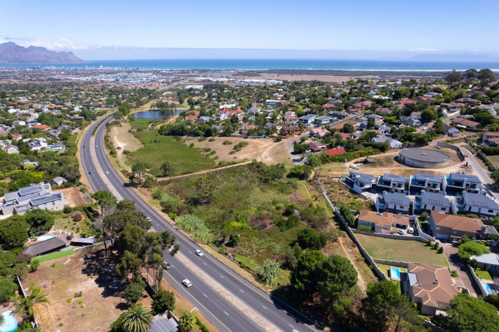 Residential vacant land for sale in Somerset West - SW1729924