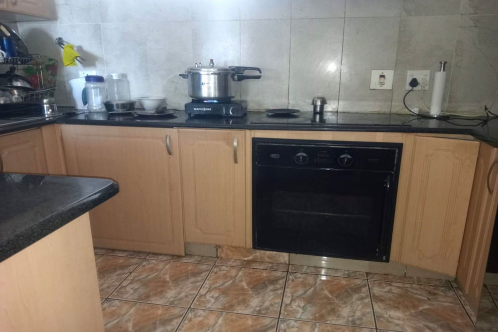 Apartment for sale in Amanzimtoti - 1WB1730717 Apartment for sale in Amanzimtoti - 1WB1730717