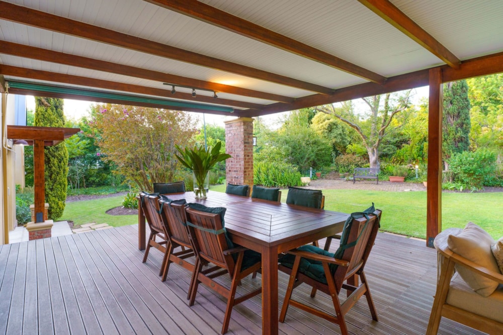 House for sale in Golden Acre - SW1728727