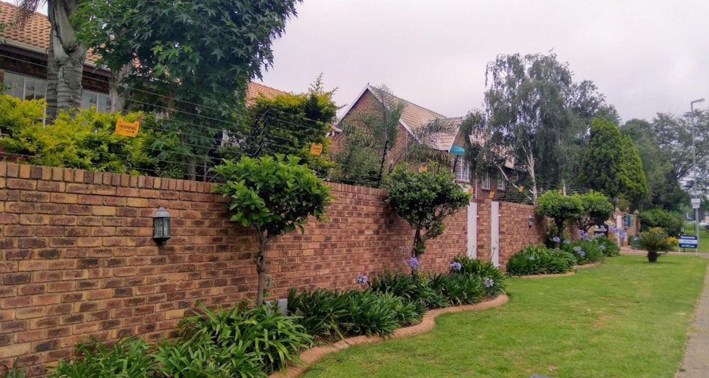 Security complex home for sale in Atlasville - BOK1731652