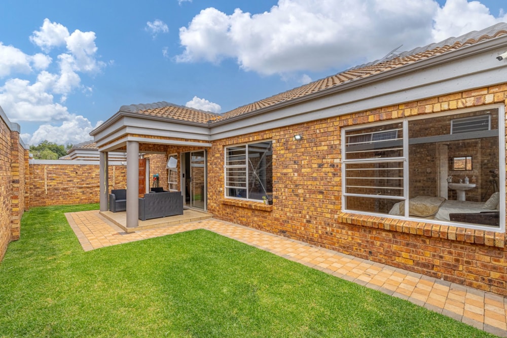 Apartment for sale in Bartlett - BOK1731547