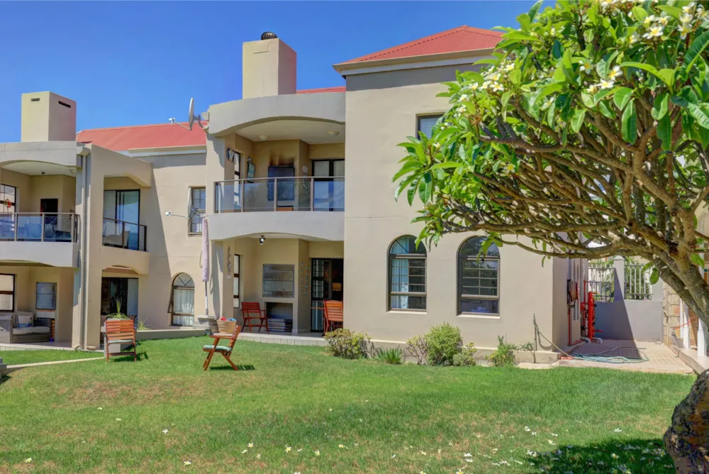 Apartment sold in Mossel Bay Central - 1MB1730091 Apartment sold in Mossel Bay Central - 1MB1730091