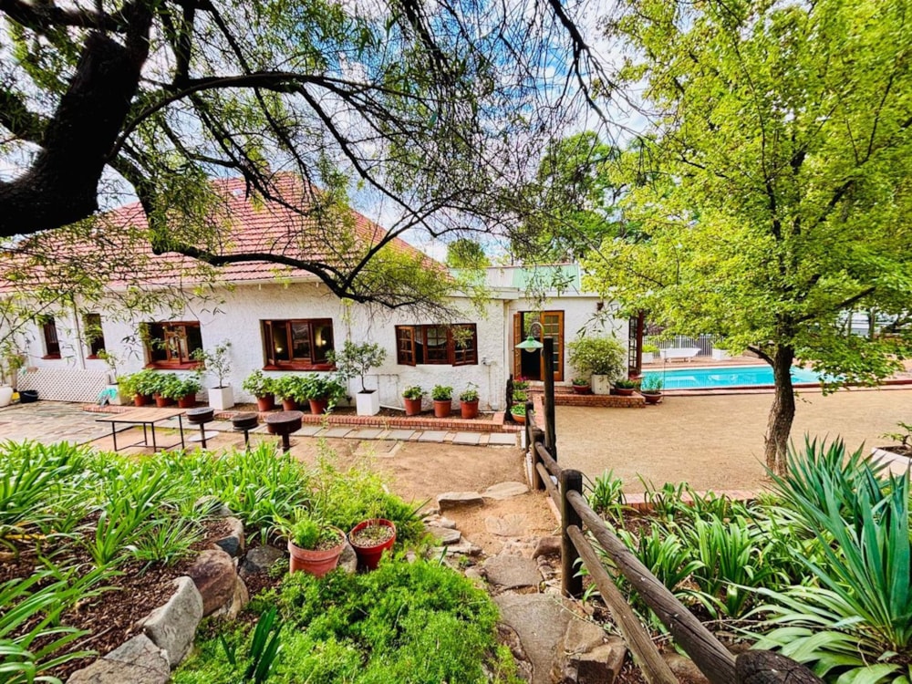 House for sale in Waverley, Bloemfontein - 1BX1731487