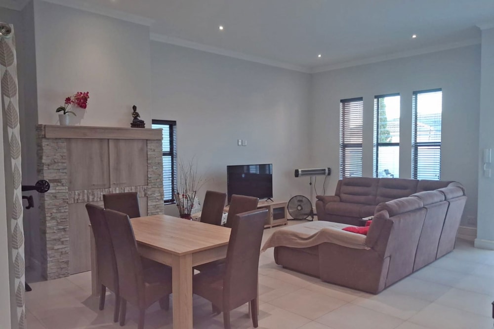 House for sale in Parklands North - 1TV1730600 House for sale in Parklands North - 1TV1730600