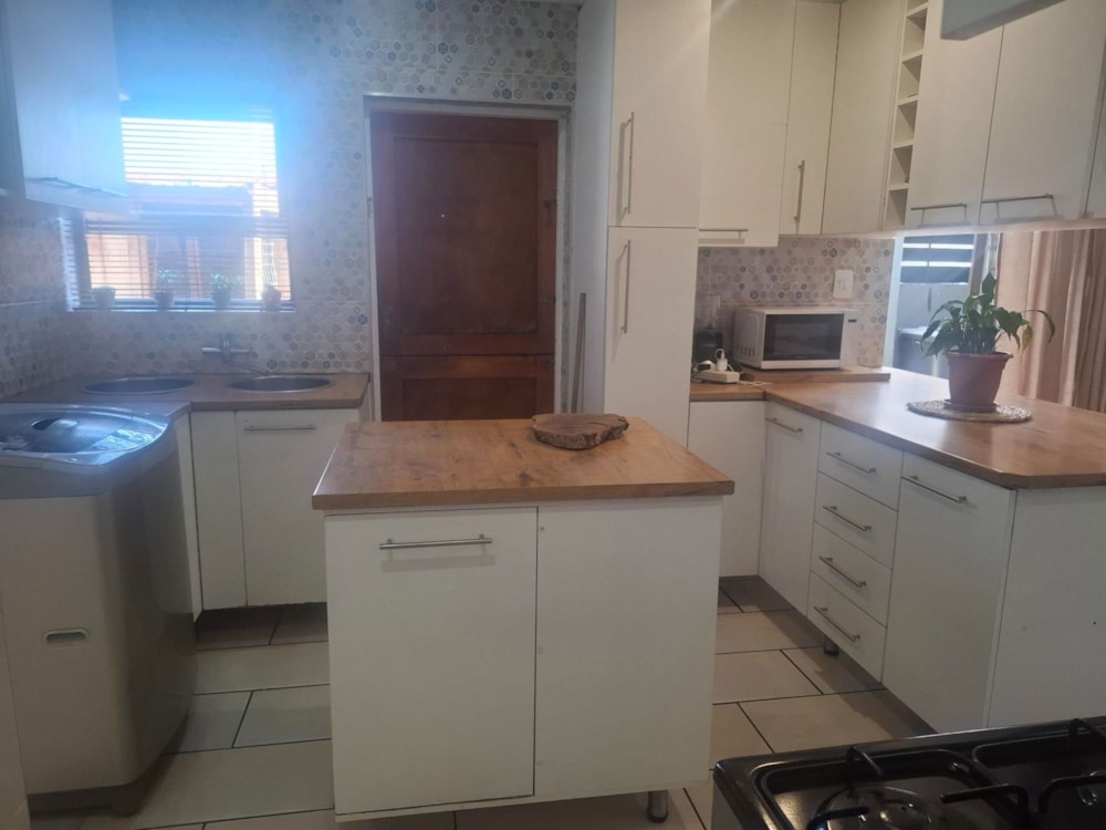 House for sale in Beacon Valley - 1MN1729074