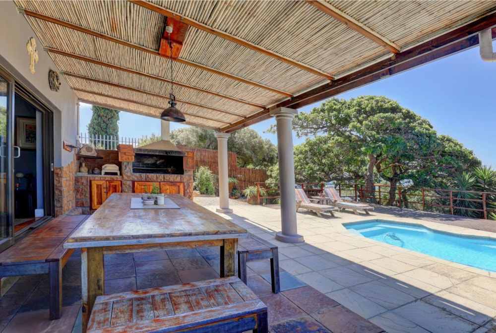 House for sale in Mossel Bay Central - 1MB1731397