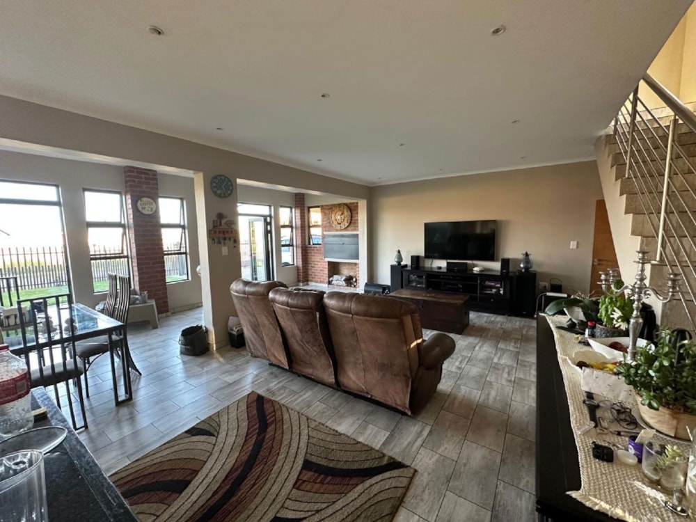 Security estate home to rent in Bronkhorstbaai - PRN1728841