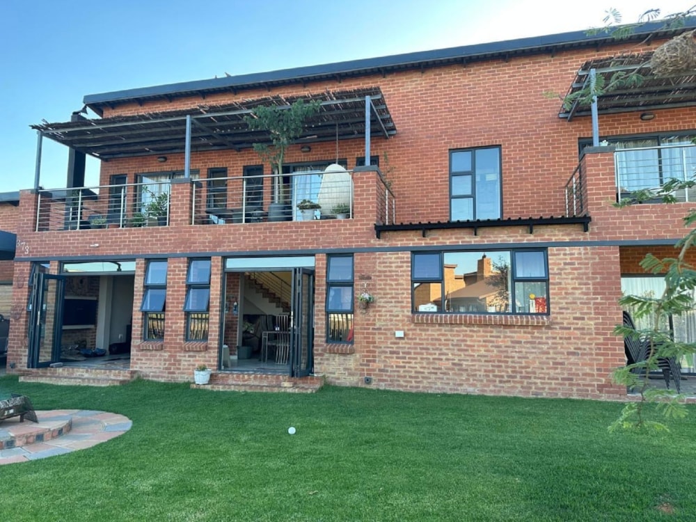 Security estate home to rent in Bronkhorstbaai - PRN1728841