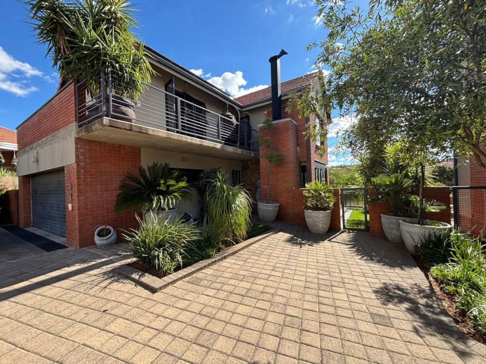 Townhouse for sale in Wild Olive Estate - 1BX1730740